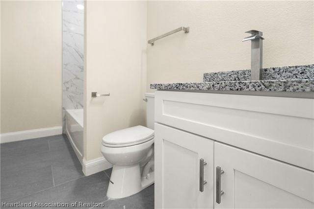 1043 Albert Avenue, Lehigh Acres, FL 33971