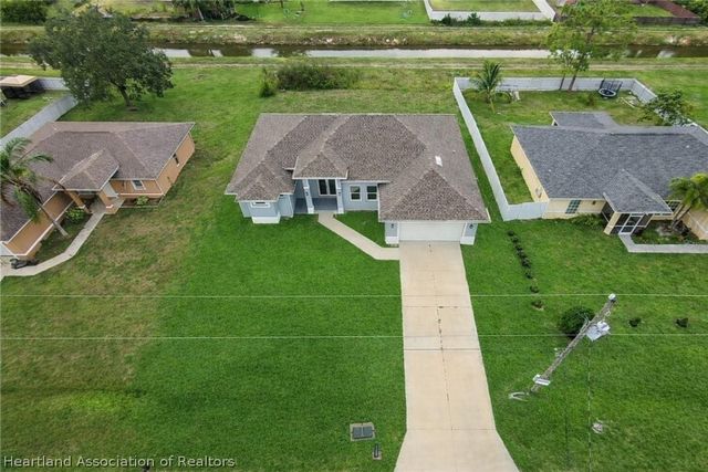 1043 Albert Avenue, Lehigh Acres, FL 33971