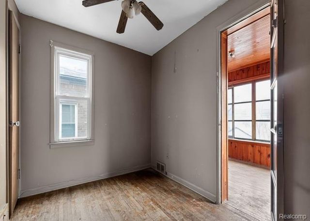 12945 Memorial Street, Detroit, MI 48227