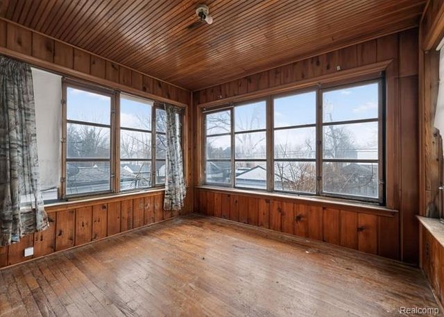 12945 Memorial Street, Detroit, MI 48227