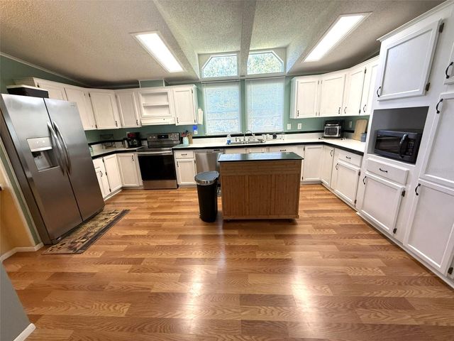 7412 SKY DRIVE, Wesley Chapel, FL 33545
