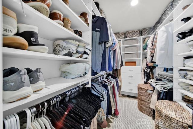 517 Inwood Drive, Charlotte, NC 28209