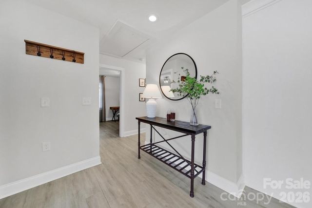 517 Inwood Drive, Charlotte, NC 28209