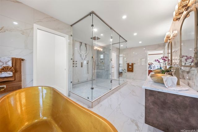 123 Waihili Place, Honolulu, HI 96825