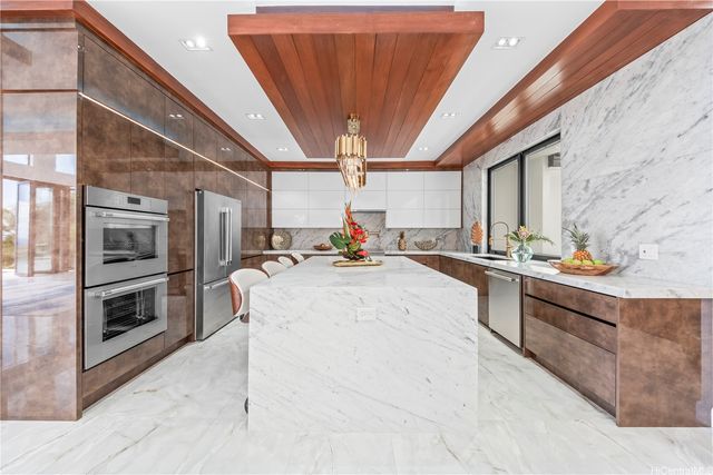 123 Waihili Place, Honolulu, HI 96825