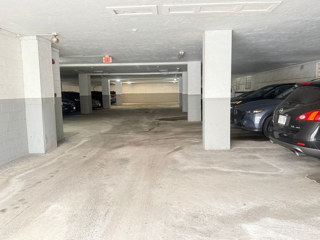 245 Sea St 45, Quincy, MA 02169