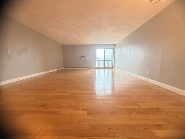 245 Sea St 45, Quincy, MA 02169