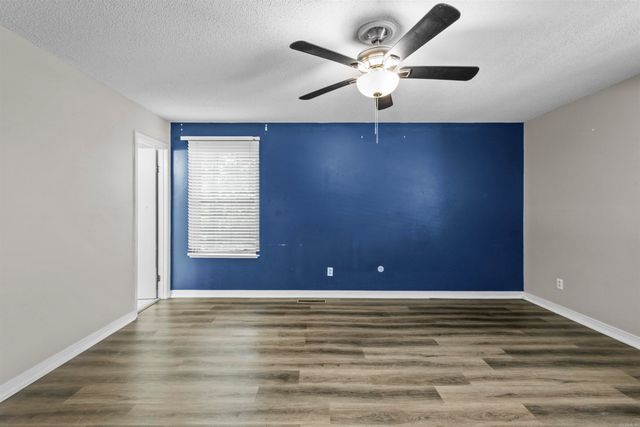 12601 Pleasant Forest Drive, Little Rock, AR 72212