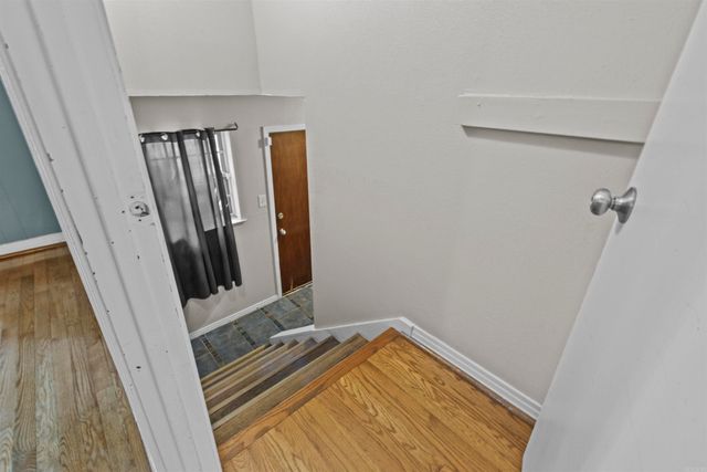 12601 Pleasant Forest Drive, Little Rock, AR 72212