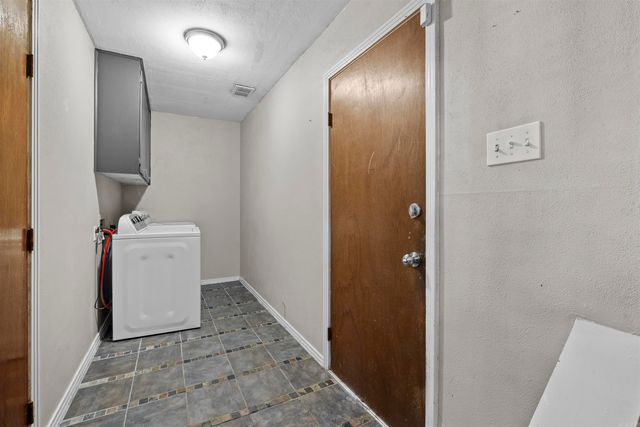 12601 Pleasant Forest Drive, Little Rock, AR 72212