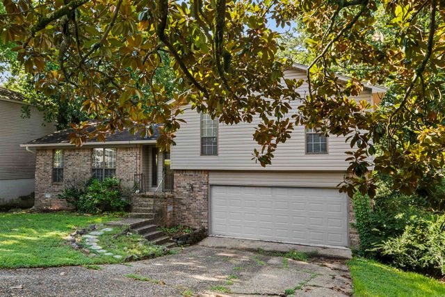 12601 Pleasant Forest Drive, Little Rock, AR 72212