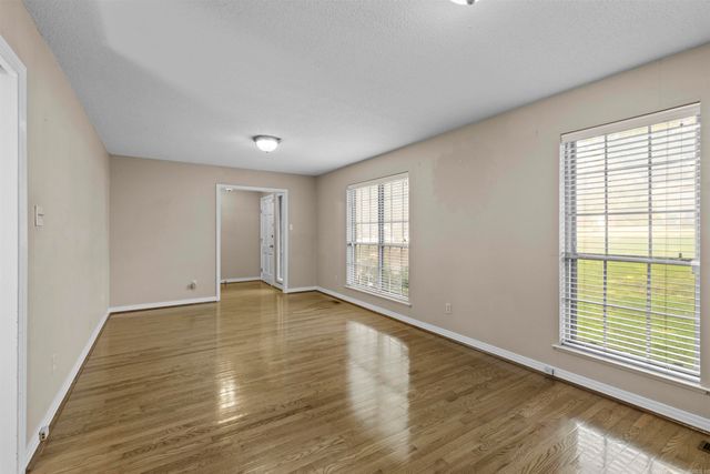 12601 Pleasant Forest Drive, Little Rock, AR 72212
