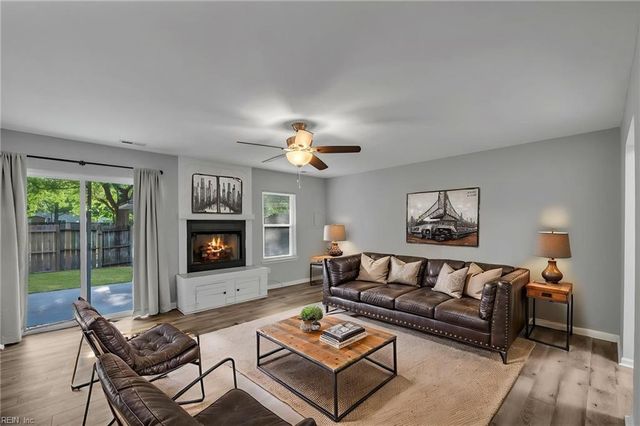 182 Thalia Trace DR, Virginia Beach, VA 23452