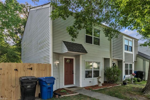 182 Thalia Trace DR, Virginia Beach, VA 23452