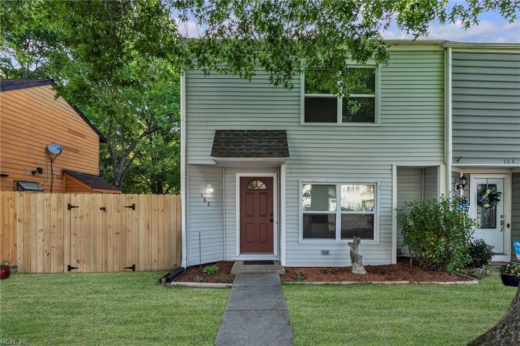 182 Thalia Trace DR, Virginia Beach, VA 23452