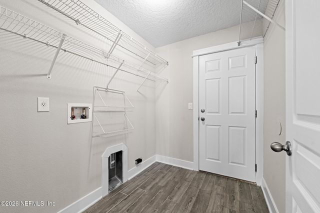 12950 OLD ST AUGUSTINE Road, Jacksonville, FL 32258