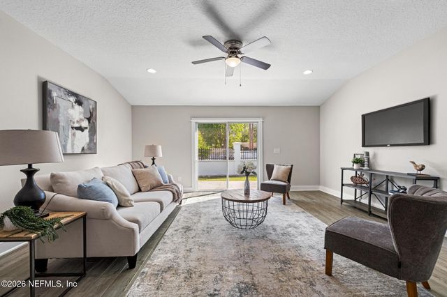 12950 OLD ST AUGUSTINE Road, Jacksonville, FL 32258