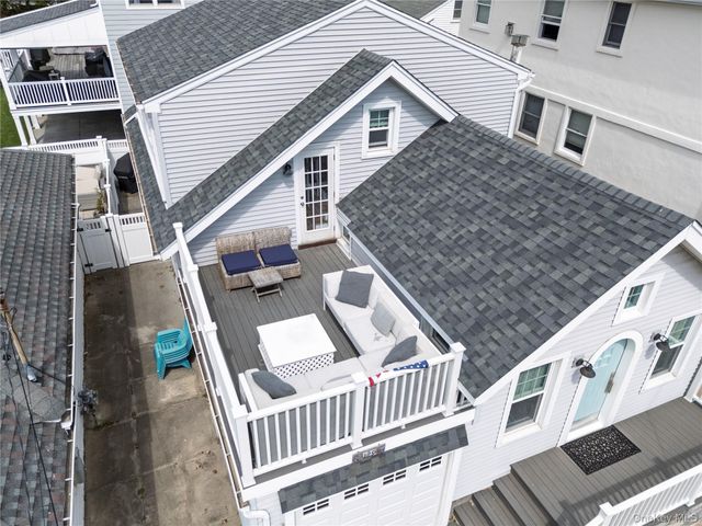 129 Hewlett Avenue, Point Lookout, NY 11569