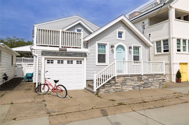 129 Hewlett Avenue, Point Lookout, NY 11569