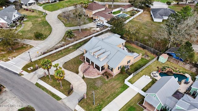 707 Esplanade Avenue, Bay Saint Louis, MS 39520