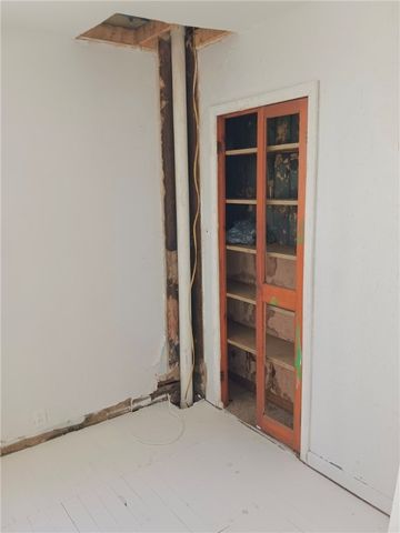 633 5th Ave, Ford City Boro, PA 16226