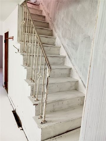 633 5th Ave, Ford City Boro, PA 16226