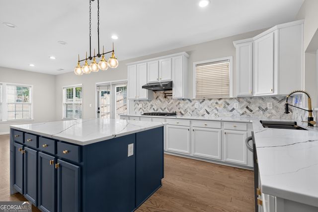 962 Simonton View Lane, Lawrenceville, GA 30045