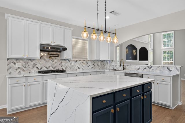 962 Simonton View Lane, Lawrenceville, GA 30045