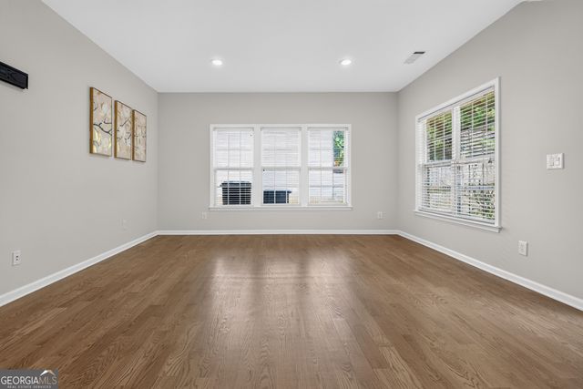 962 Simonton View Lane, Lawrenceville, GA 30045
