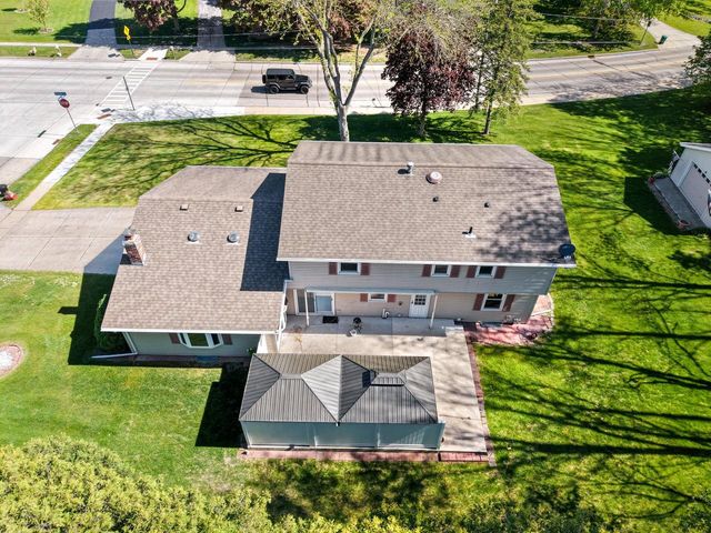 3601 Michigan AVENUE, Manitowoc, WI 54220
