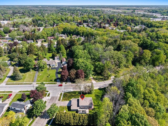 3601 Michigan AVENUE, Manitowoc, WI 54220