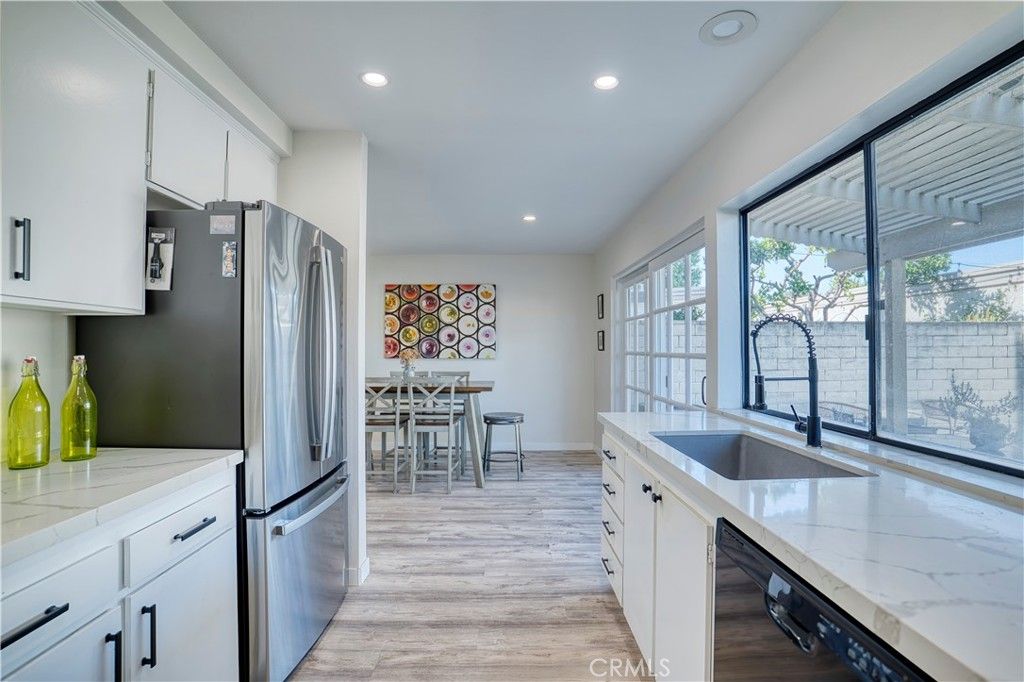 Image 10 of property listing at 14385 Suffolk, Westminster, CA 92683