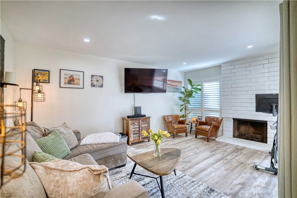 Image 15 of property listing at 14385 Suffolk, Westminster, CA 92683