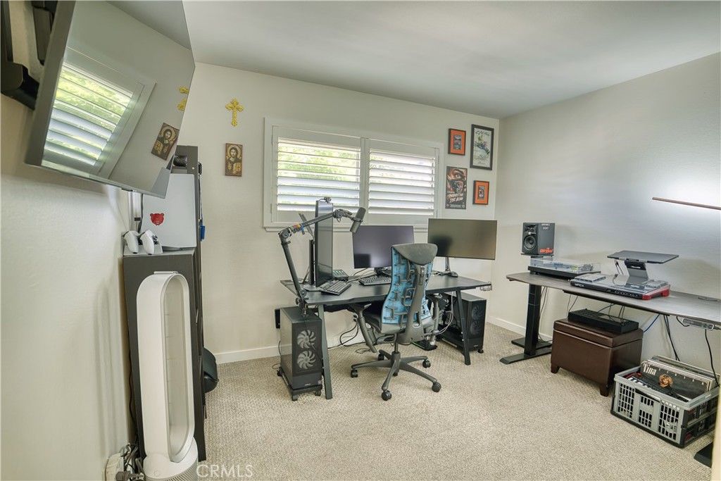 Image 23 of property listing at 14385 Suffolk, Westminster, CA 92683