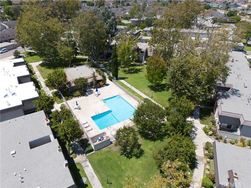 Image 42 of property listing at 14385 Suffolk, Westminster, CA 92683