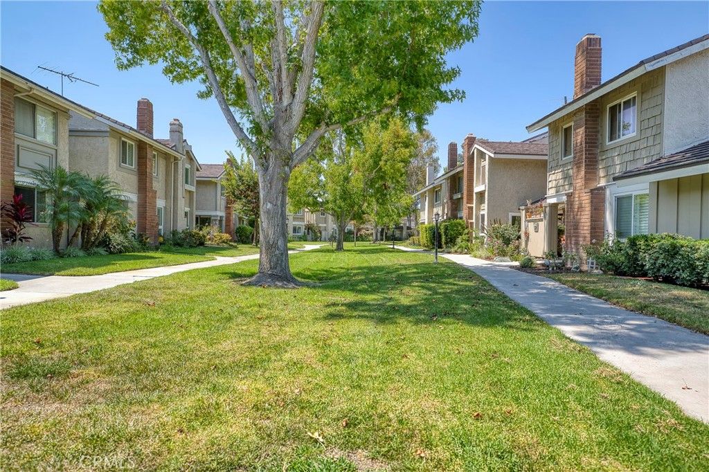Image 6 of property listing at 14385 Suffolk, Westminster, CA 92683