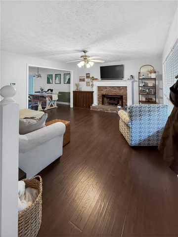 172 Lena Lane, Dallas, GA 30132