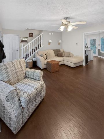 172 Lena Lane, Dallas, GA 30132