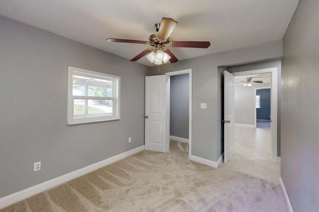 390 Casablanca Drive Drive, Shepherd, TX 77364