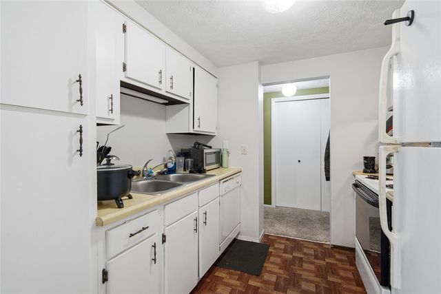 1103 Arrowhead Crossing C, West Carrollton, OH 45449