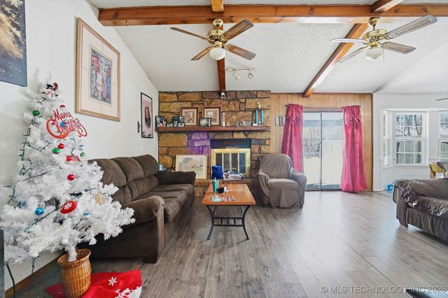 3356 S 142nd East Avenue, Tulsa, OK 74134