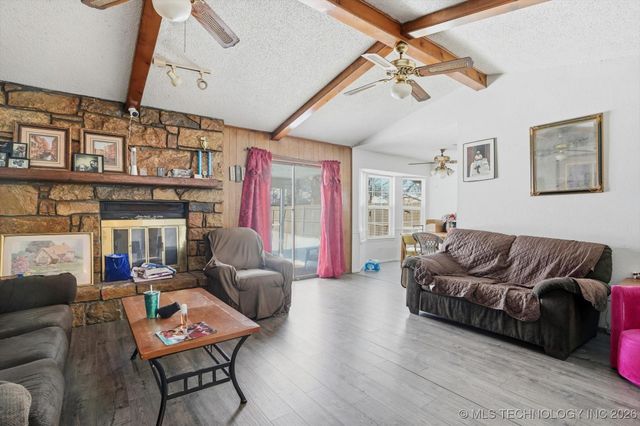 3356 S 142nd East Avenue, Tulsa, OK 74134