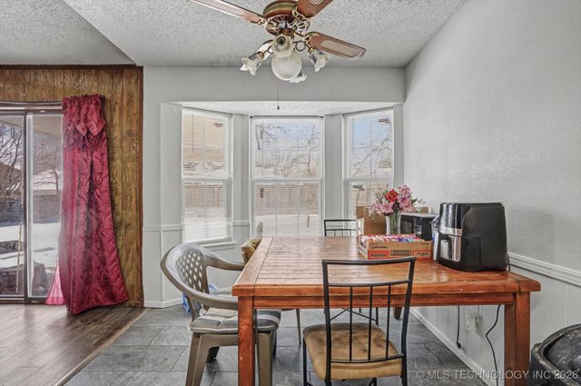 3356 S 142nd East Avenue, Tulsa, OK 74134