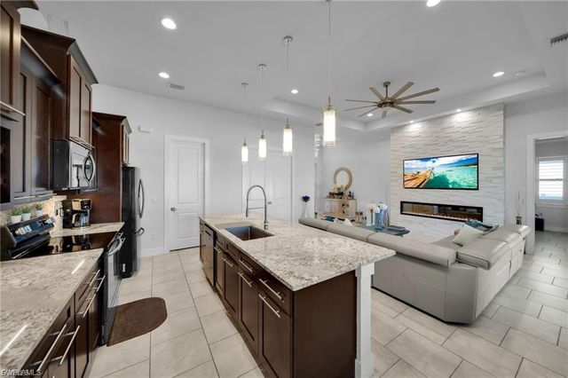 3246 NW 21st TER, Cape Coral, FL 33993