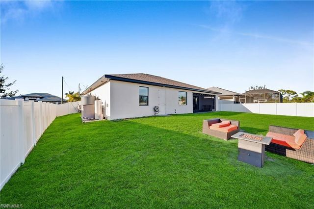 3246 NW 21st TER, Cape Coral, FL 33993