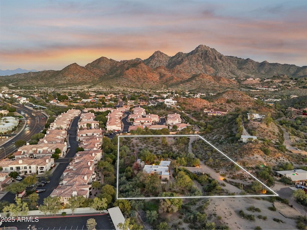 1720 E PLEASANT Drive -, Phoenix, AZ 85020