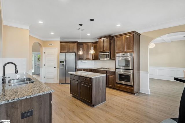 111 Versilia Lane, Simpsonville, SC 29681