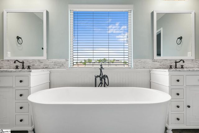 111 Versilia Lane, Simpsonville, SC 29681