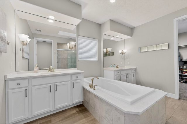 7221 Aldan Drive NE, Rio Rancho, NM 87144