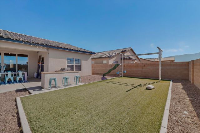 7221 Aldan Drive NE, Rio Rancho, NM 87144